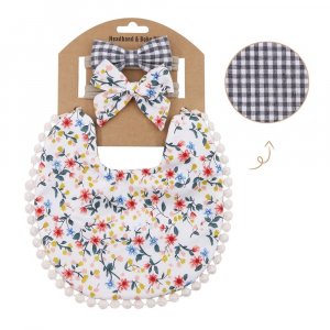 Oboustranný bryndák s čelenkou, černý vzor Oboustranný bryndák s čelenkou, černý vzor