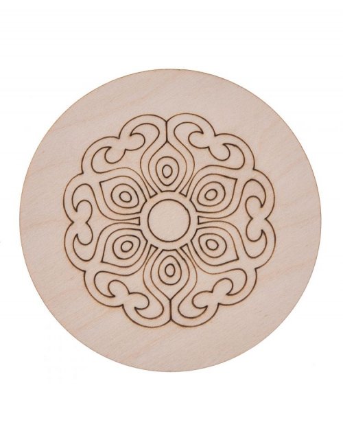 Dřevěný podtácek ø10 cm, kulatý, s gravírovaným ornamentem 2