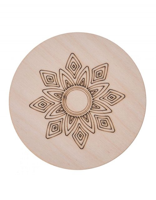 Dřevěný podtácek ø10 cm, kulatý, s gravírovaným ornamentem 6