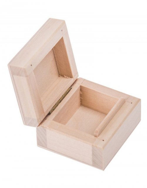 Přírodní dřevěná dárková krabička 6x6x3,8 cm
