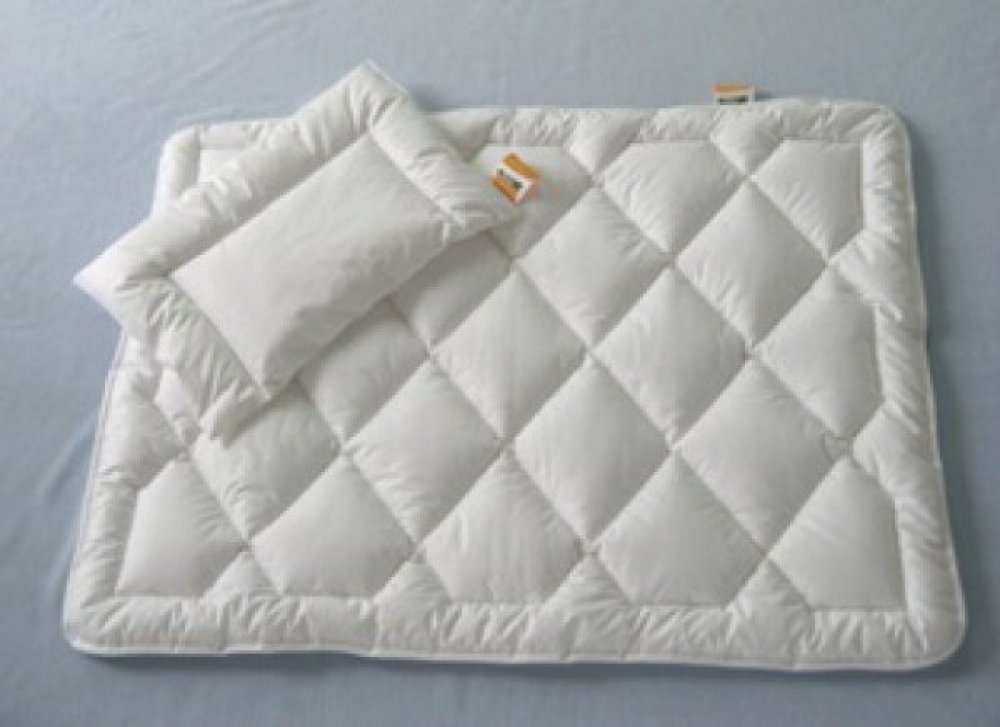 Přikrývka a polštář do dětské postýlky, hypoalergenní, Dream 120x90 cm Přikrývka a polštář do dětské postýlky, hypoalergenní, Dream 120x90 cm