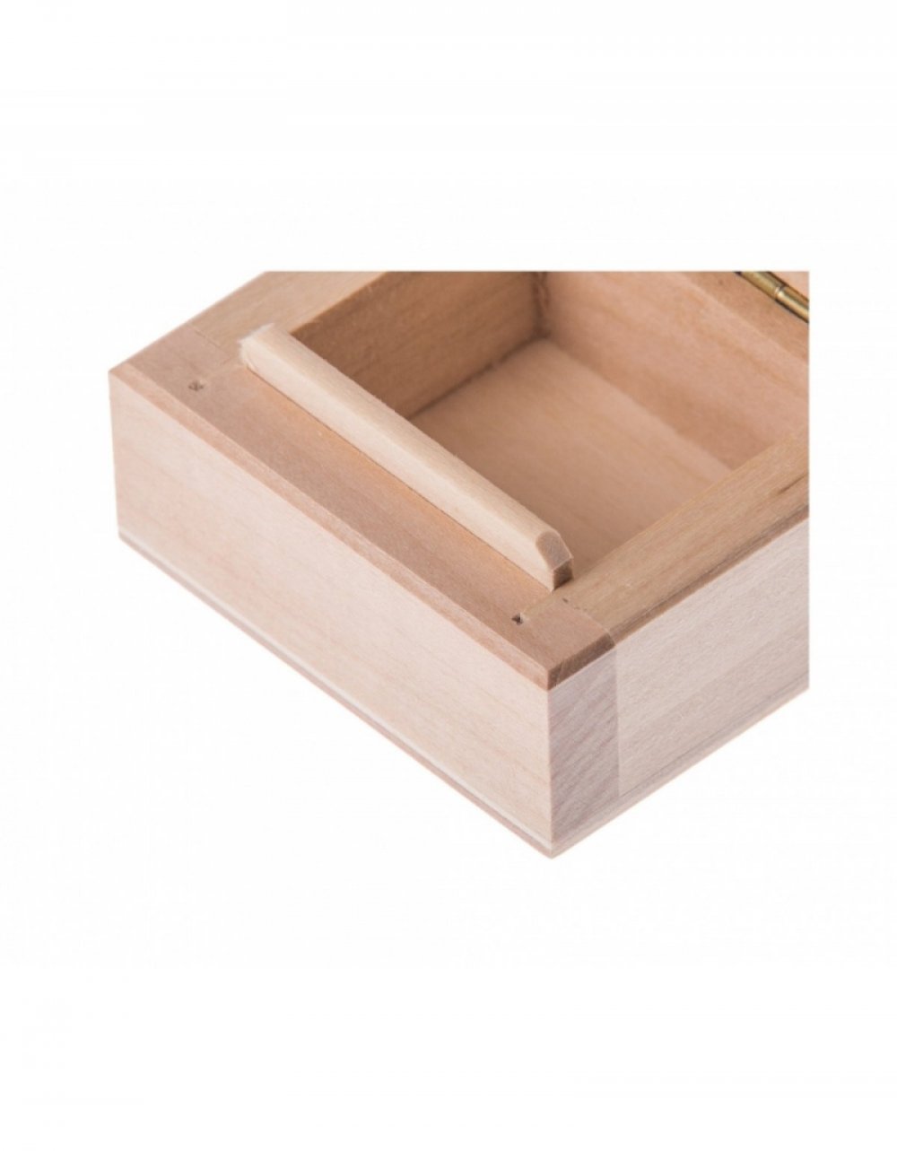 Přírodní dřevěná dárková krabička 6x6x3,8 cm Přírodní dřevěná dárková krabička 6x6x3,8 cm